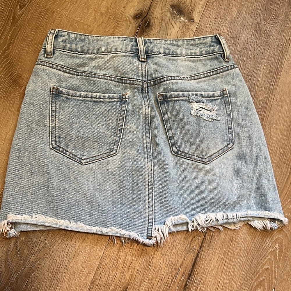 Pacsun distressed Jean skirt women’s size 23 - Picture 2 of 11
